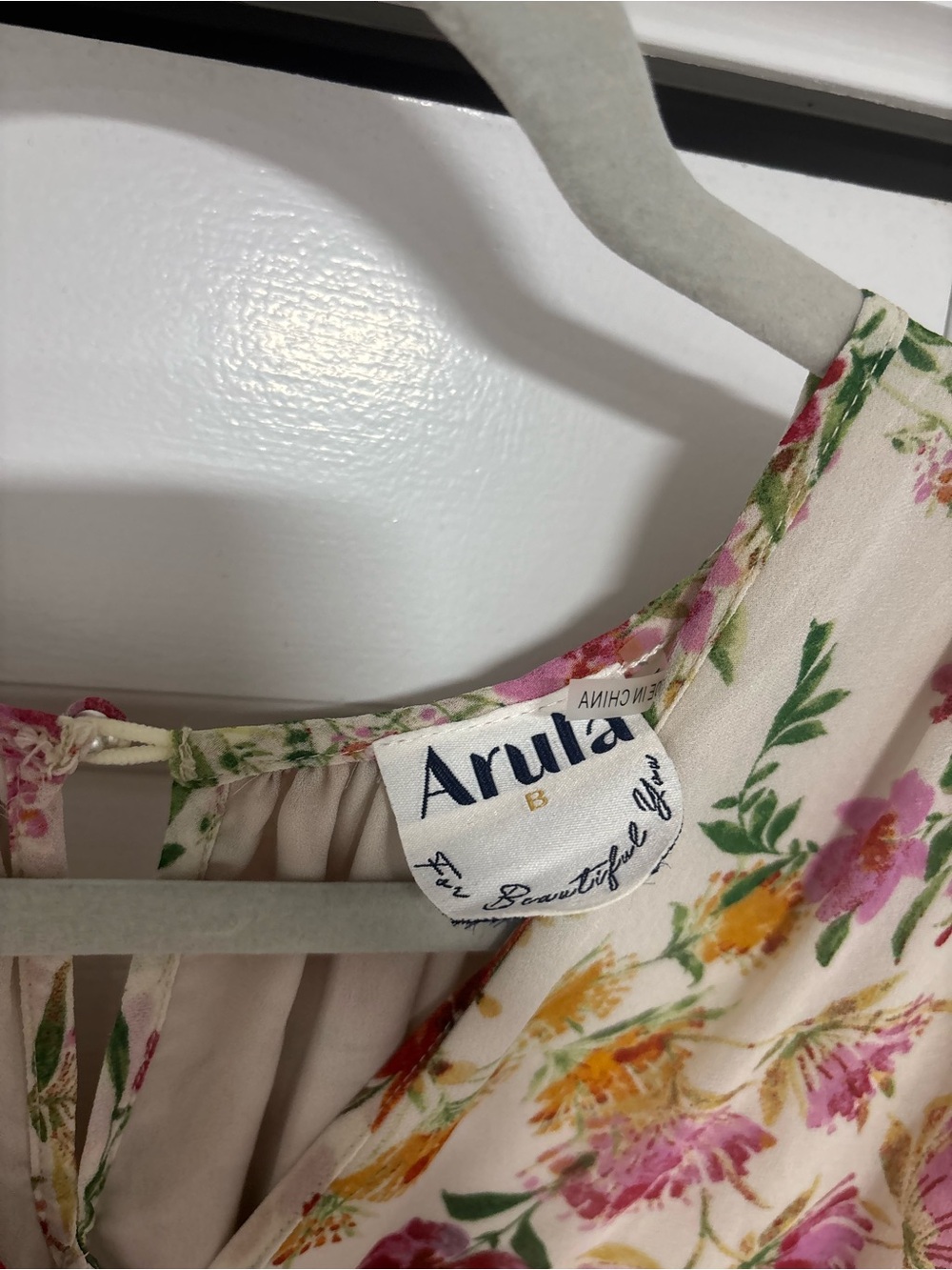 ARULA Cream Floral Ruffle-Sleeve Midi Dress - Picture 2 of 3
